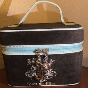 JUICY COUTURE RARE TRAIN CASE